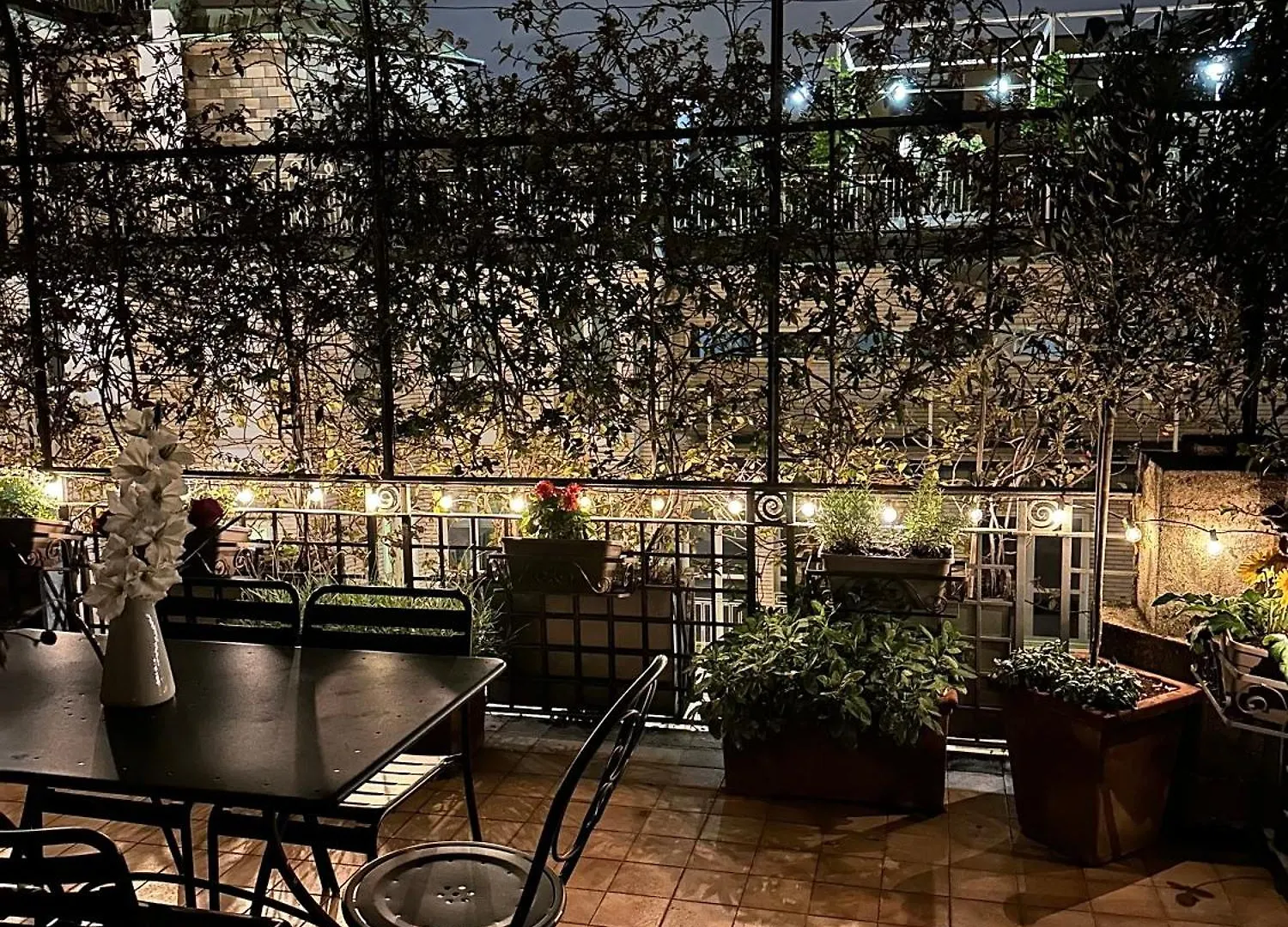 Attico Incantevole In Centro Citta Con Terrazzo Vicino Alle Sfilate Di Moda Milan Italy